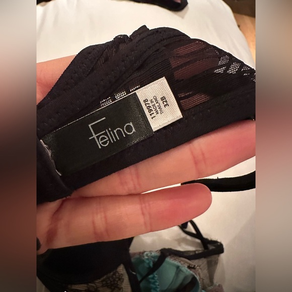 Bra Bundle - Picture 5 of 6